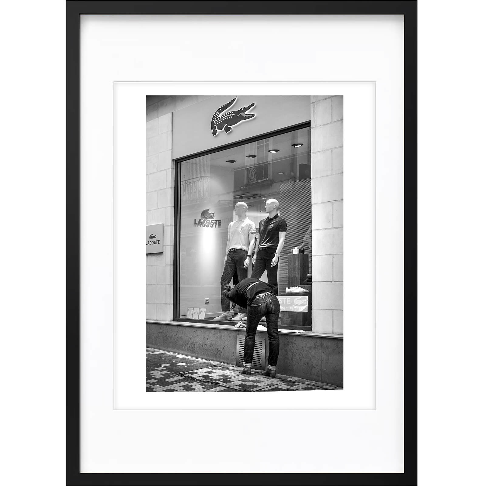 " Essayage de Chaussures ? " PHOTO GALERIE